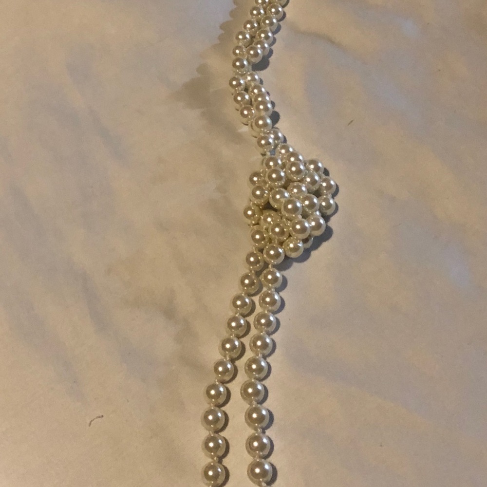 Pearl long stand necklace